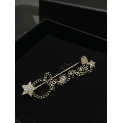Chanel 25B Hollow Letter & Star Crystal Brooch
