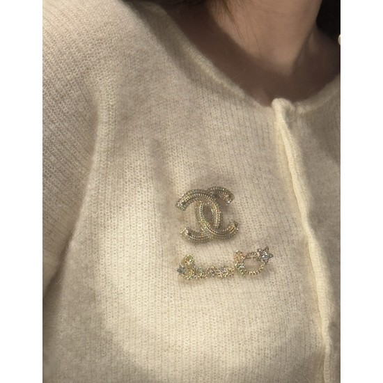 Chanel 25B Hollow Letter & Star Crystal Brooch