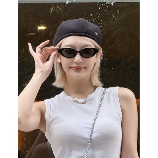 Chanel 25B Hollow Letter & Star Crystal Necklace