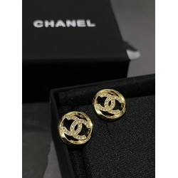 Chanel 25K Glossy Twisted Gold Round Stud Earrings