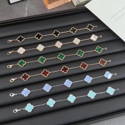 VCA Alhambra Bracelet Collection