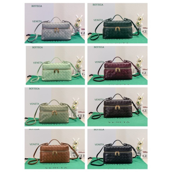 Bottega Veneta Bang Bang Vanity Case (789109) - 27+ Colors Available