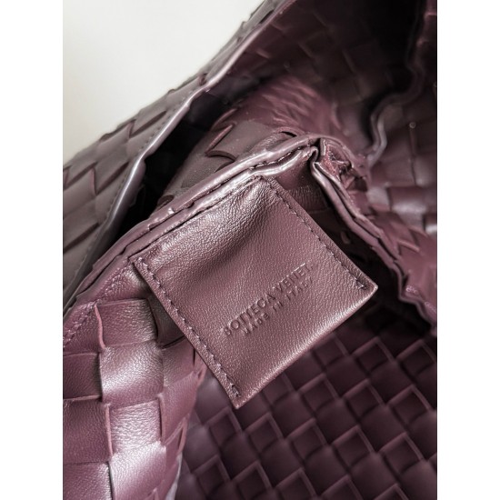 B*V Campana Large Double-Sided Woven Leather Shoulder Bag - Burgundy