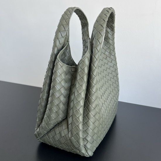 B*V Campana Large Double-Sided Woven Leather Shoulder Bag - Green
