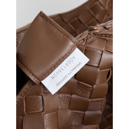 B*V Campana Large Double-Sided Woven Leather Shoulder Bag - Hazelnut Brown
