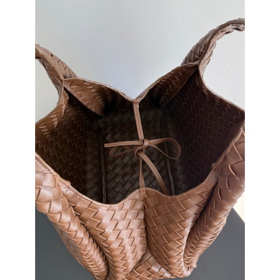B*V Campana Large Double-Sided Woven Leather Shoulder Bag - Hazelnut Brown