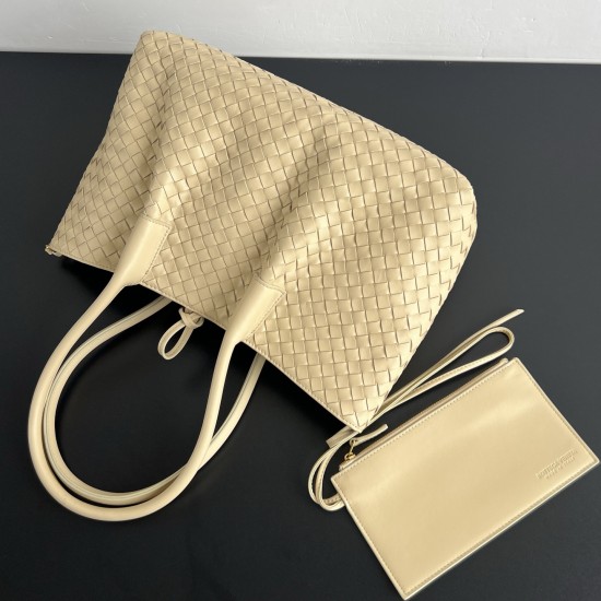 Bottega Veneta Medium Pinacoteca Nacoteca Tote (854371) 