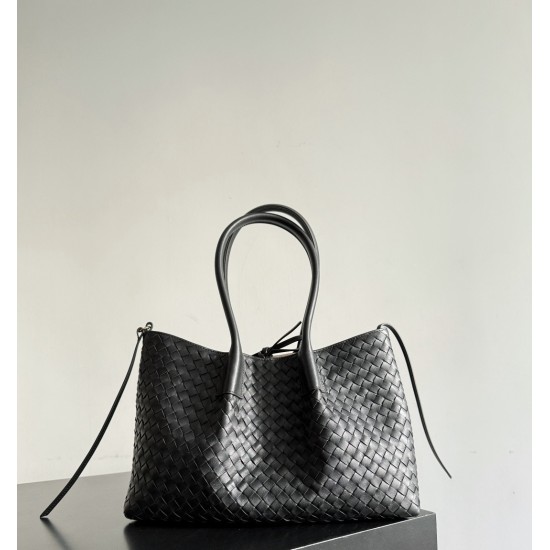 B*V Pinacoteca Medium — Hand-Woven Reversible Tote- Black