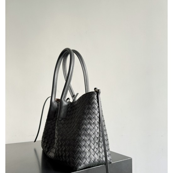 B*V Pinacoteca Medium — Hand-Woven Reversible Tote- Black
