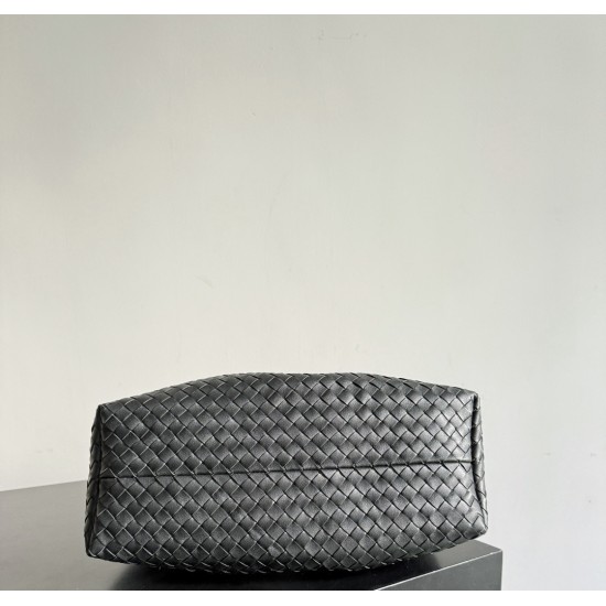 B*V Pinacoteca Medium — Hand-Woven Reversible Tote- Black