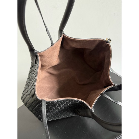 B*V Pinacoteca Medium — Hand-Woven Reversible Tote- Black