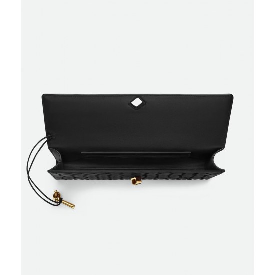 BV Andiamo Clutch - Black