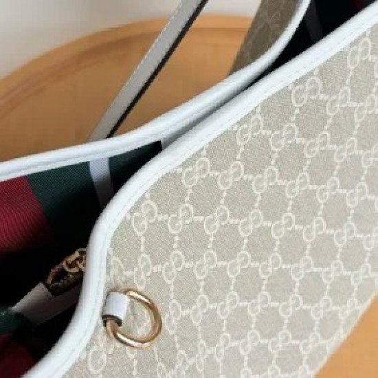 Gucci Emblem bucket bag Off white- Medium [Budget Edition]
