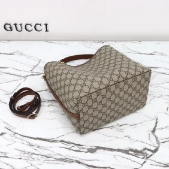 Gucci Emblem bucket bag - Medium [Budget Edition]