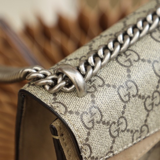 G.C. Dio Series Tiger-Clasp Shoulder Bag – Beige Signature Pattern