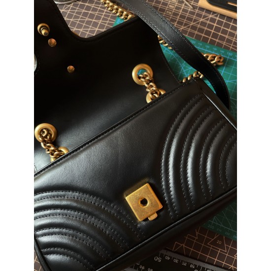 GUCCI GG Marmont Chain Shoulder Bag – Black Quilted