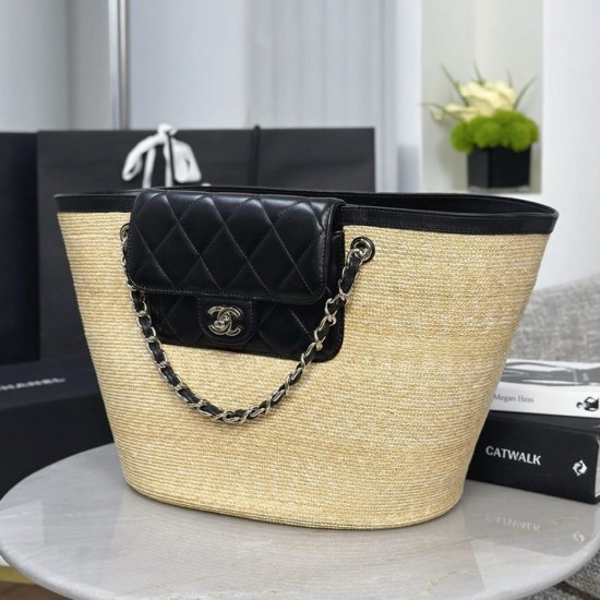 CHANEL Large Tote - Braided Straw Black