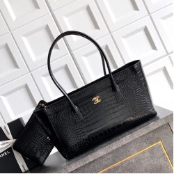 CHANEL Small Tote - Black