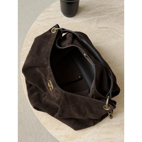 Chanel 2026C Large Hippie Hobo Bag - Suede Calfskin in Deer Brown (Caramel)