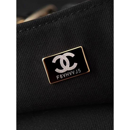 Chanel 25K Hippie Hobo Bag - Oversized Quilted Black Leather with Chunky Aged Gold Chain