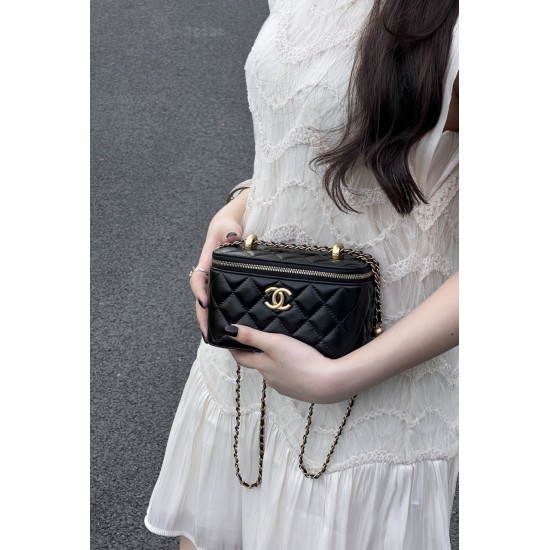 Chanel 25S Vanity Case with Double Golden Ball - Quilted Black Leather with Mirror