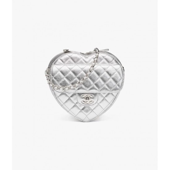 Chanel Fall-Winter 2025/26 Heart Bag Silvery Chanel Fall-Winter 2025/26 Heart Bag Silvery