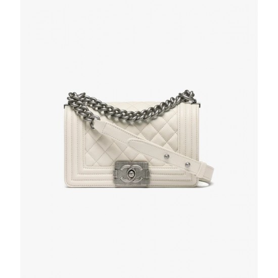 Chanel Fall-Winter 2025/26 Small BOY Handbag Chanel Fall-Winter 2025/26 Small BOY Handbag