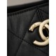Chanel 25A Métiers d’Art Hobo Suede Bag - Black