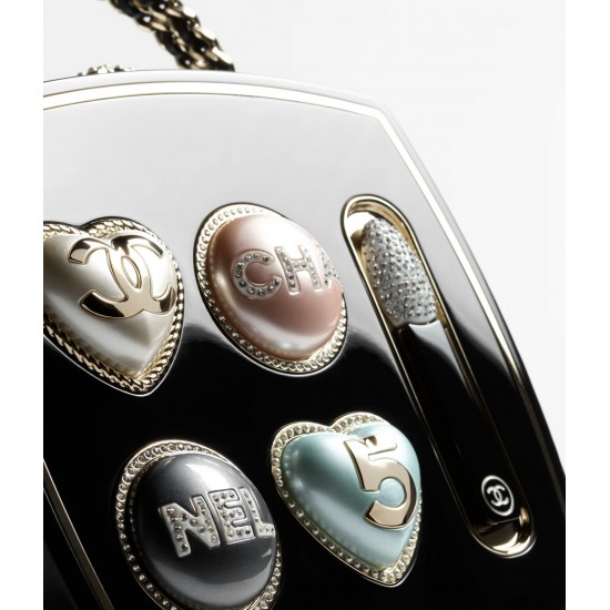 Chanel Makeup Palette Minaudiere|Fall-Winter 2025/26 Pre-Collection Chanel Makeup Palette Minaudiere|Fall-Winter 2025/26 Pre-Collection