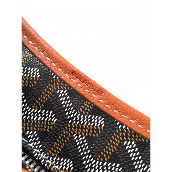 Goyard Bohème Mini Hobo Bag – Lightweight Shoulder Bag with Zip Closure