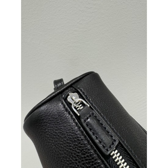 THE ROW 90s Leather Top Handle Bag - Black
