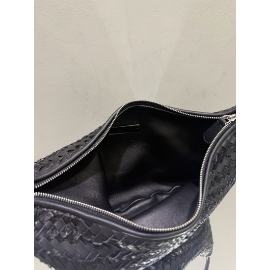 THE ROW Small Izzy Woven Lambskin and Python Hobo Bag - Black