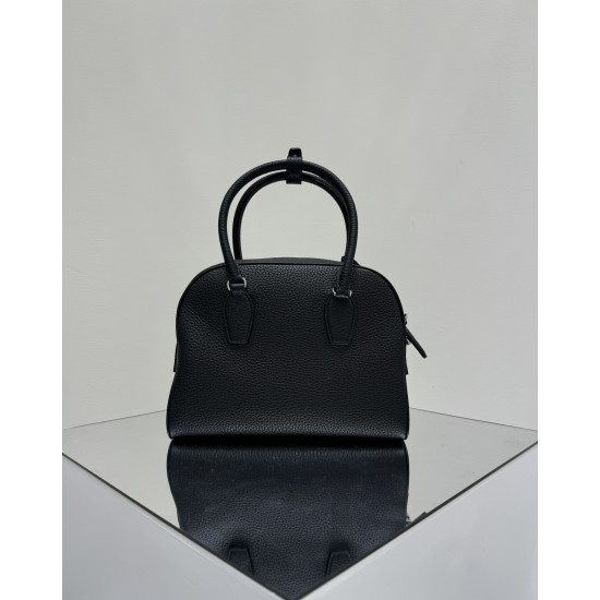 THE ROW India 10 Grained Leather Bowling Bag - Black
