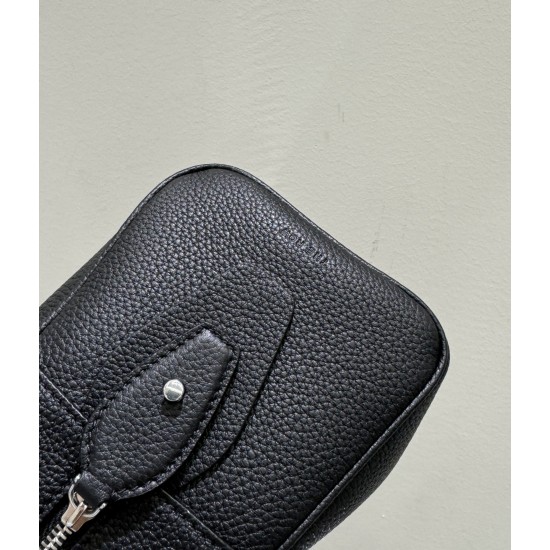 THE ROW E/W India Smooth Leather Shoulder Bag - Black