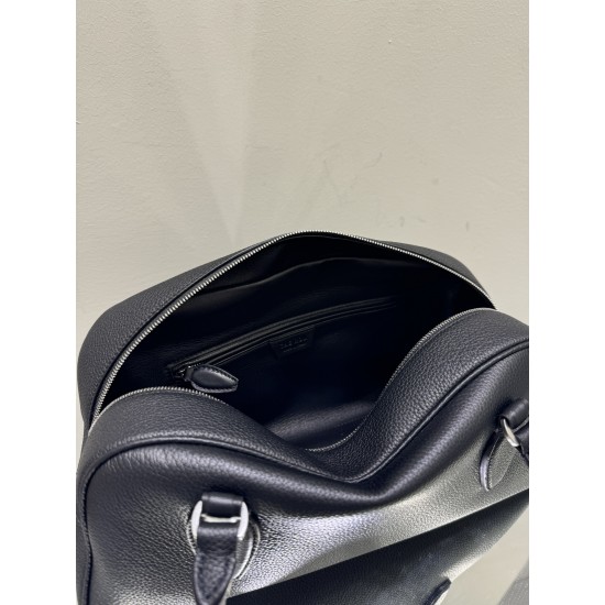 THE ROW E/W India Smooth Leather Shoulder Bag - Black