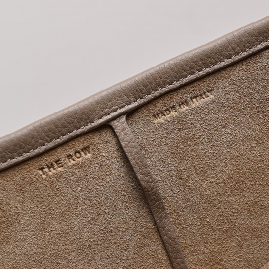 THE ROW Large N/S Park Tote Leather Bucket Bag - Ivory