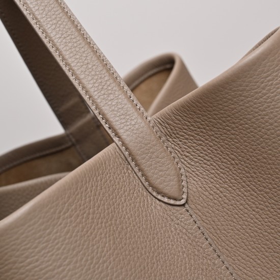 THE ROW Large N/S Park Tote Leather Bucket Bag - Ivory