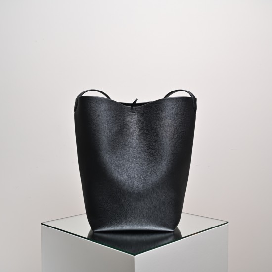THE ROW Large N/S Park Tote Leather Bucket Bag - Black