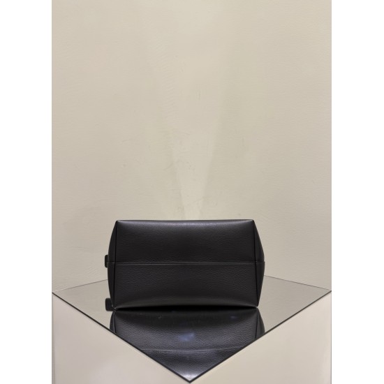 THE ROW Terrasse Bauletto Grainy Calfskin Bag - Black