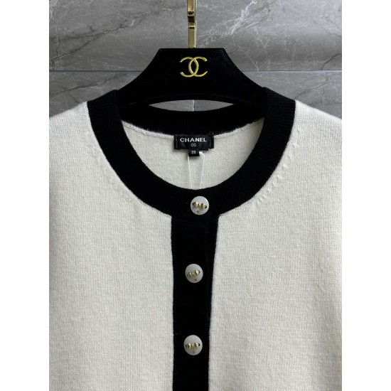 Chanel 26K Métiers d’Art Cashmere Knit Cardigan | Bow Sleeve Short-Sleeve Cardigan