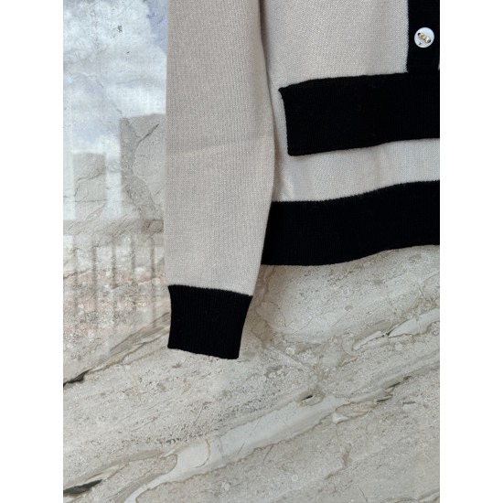 Chanel 26K Métiers d’Art Cashmere White Knit Cardigan | Layered Look Bow Button Cardigan