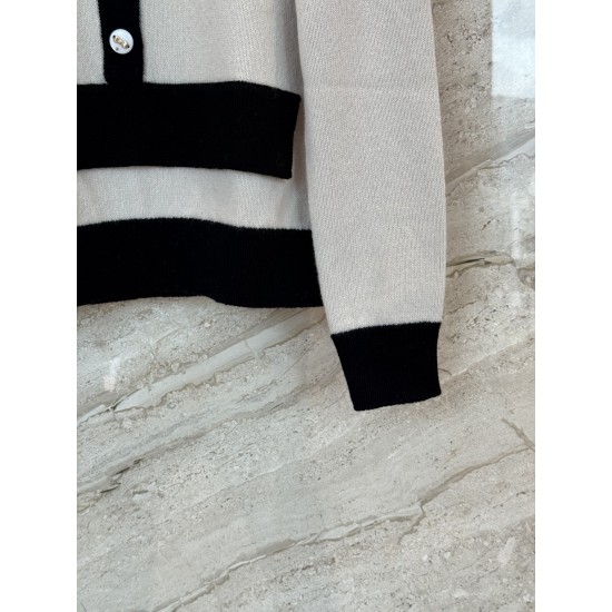Chanel 26K Métiers d’Art Cashmere White Knit Cardigan | Layered Look Bow Button Cardigan