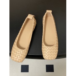 BV Charlotte Woven Ballet Flats - Retro Old Money Shoes- Beige