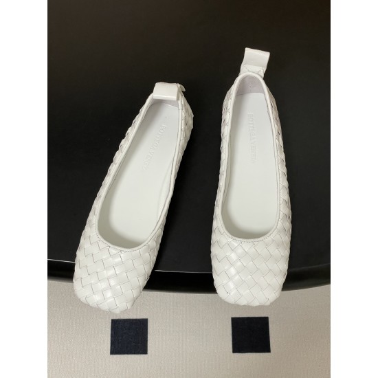 BV Charlotte Woven Ballet Flats - Retro Old Money Shoes- White