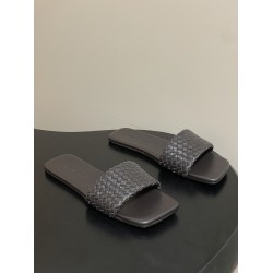 BV Palazzo Woven Leather Slides - Brown